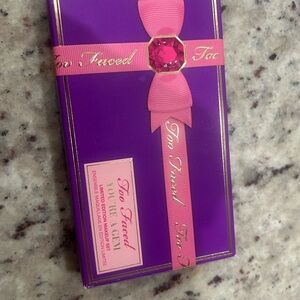 too faced Your a gem limited edition